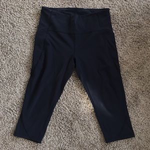 Lululemon Reveal dot leggings